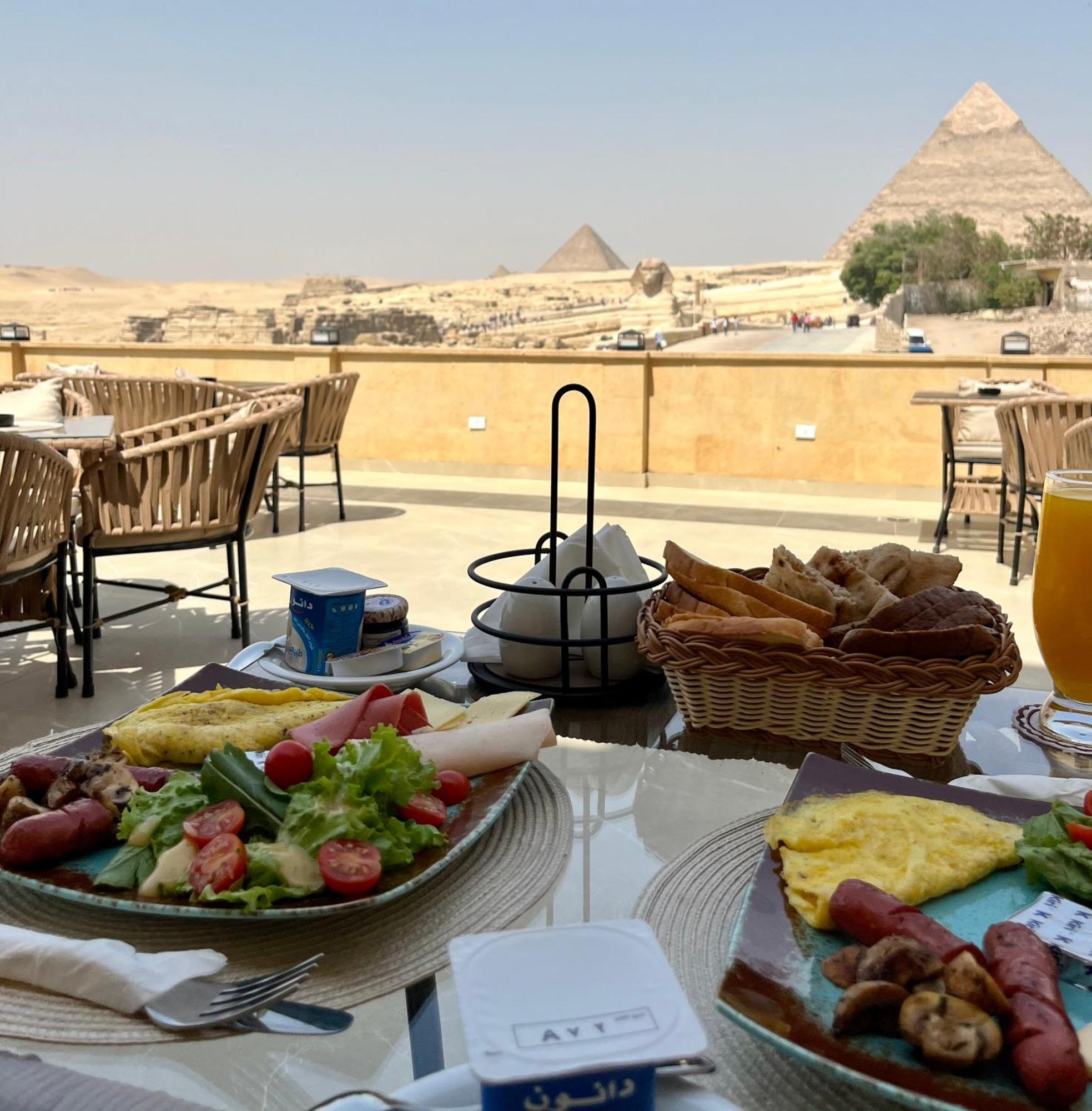 The Gate Hotel Front Pyramids & Sphinx View Cairo Exterior foto