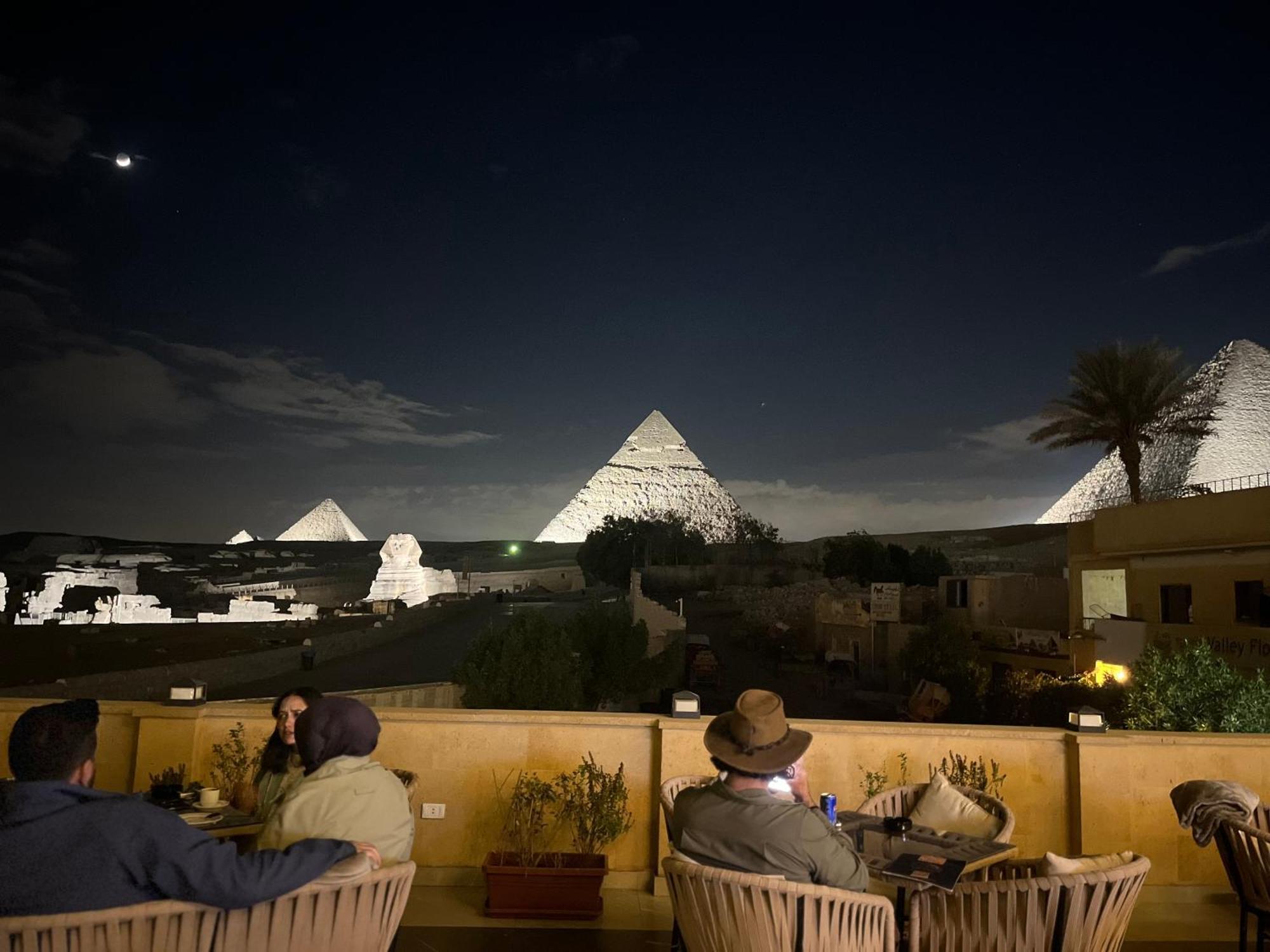 The Gate Hotel Front Pyramids & Sphinx View Kafret el-Gabal Exterior foto