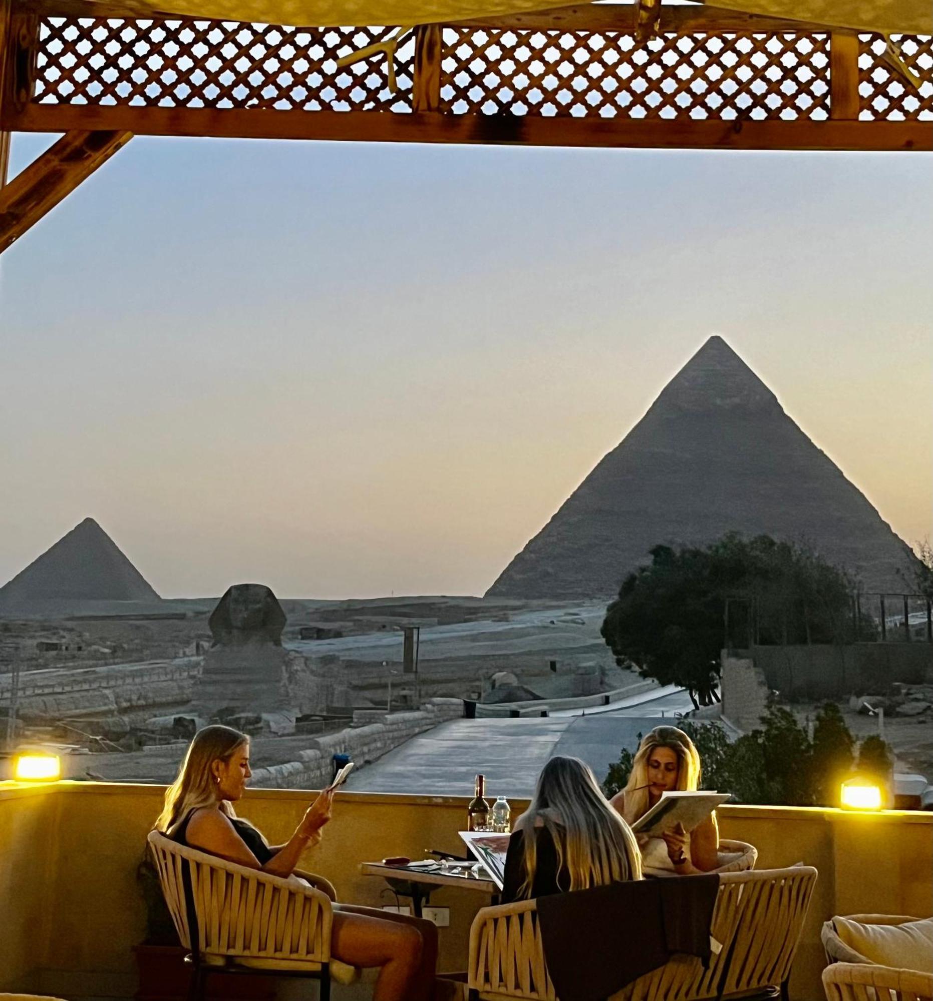 The Gate Hotel Front Pyramids & Sphinx View Kafret el-Gabal Exterior foto